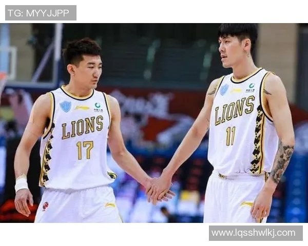 深圳足球队与重庆足球队赛后复盘分析比赛节奏与战术表现