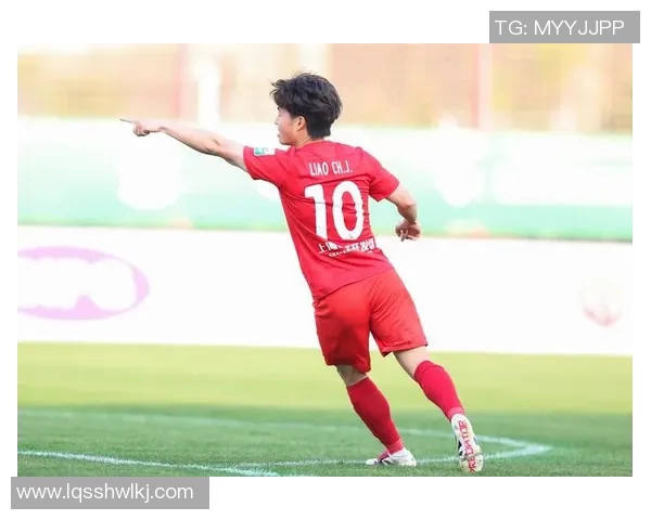 上海足球队荣登足球节奏排行榜第七位展现出色竞技状态